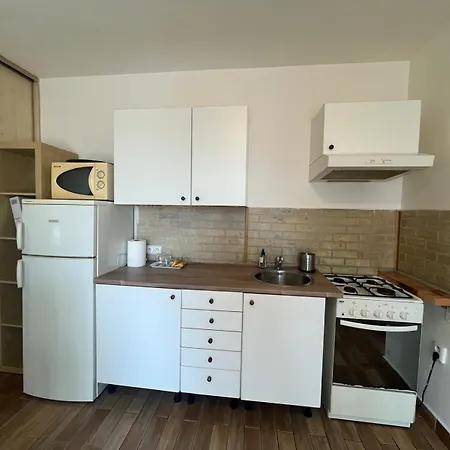 Nivy Con Posto Auto * 브라티슬라바