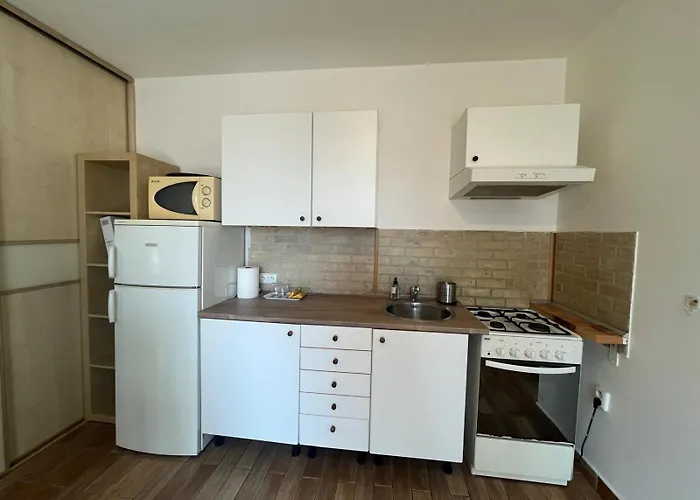 Nivy Con Posto Auto * Bratislava