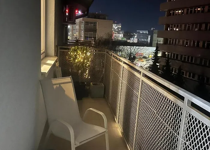 Nivy Con Posto Auto 아파트 브라티슬라바