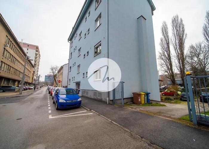 Nivy Con Posto Auto *